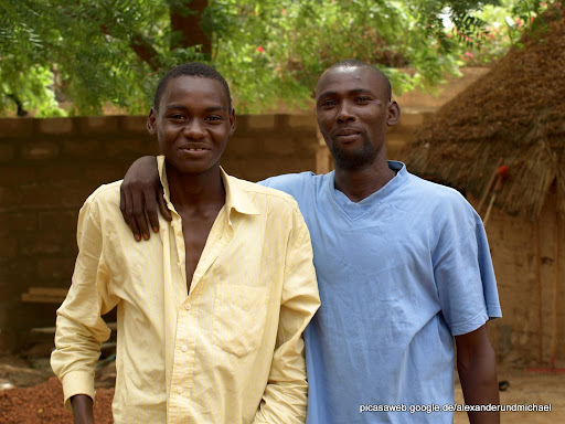 Die beiden sooo netten Wächter: Moussa und Ali