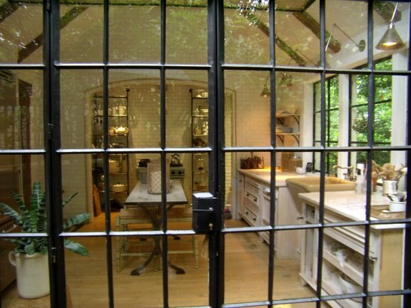 [2506 Parkside Drive_archtourist[3].jpg]