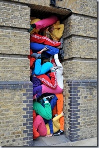 Bodies_In_Urban _Spaces_London04_318x480