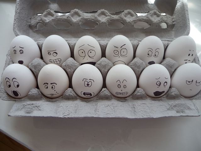 [Funny Eggs[3].jpg]