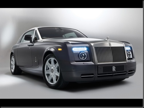 2009-Rolls-Royce-Phantom-Coupe-Studio-Front-Angle-Lights-1024x768