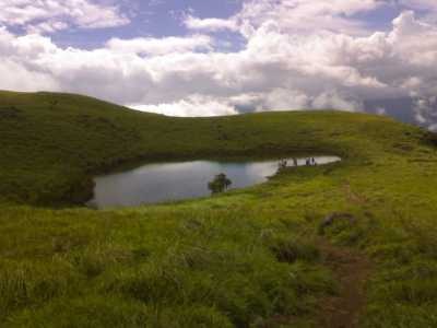 [Wayanad_heart _lake_chembra_peak[7].jpg]