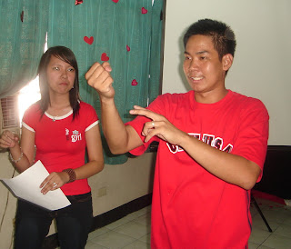 Donna Vee Diwa and Vincent Adecer, Emcees
