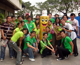 February 5: Students pose together with Hapee Toothpaste mascot.