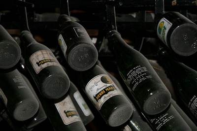 [De_Halve_Maan_museum_beer_bottles_800[4].jpg]