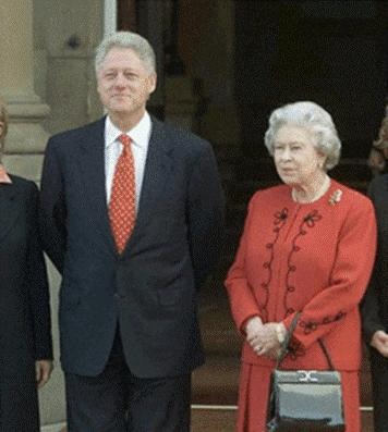 [3 Rainha com Clinton[3].jpg]