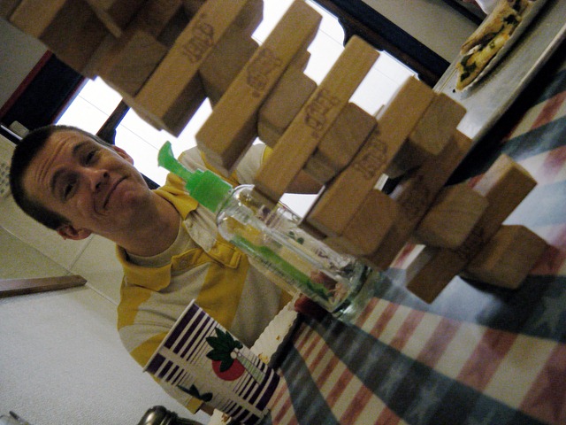 [jenga4[2].jpg]
