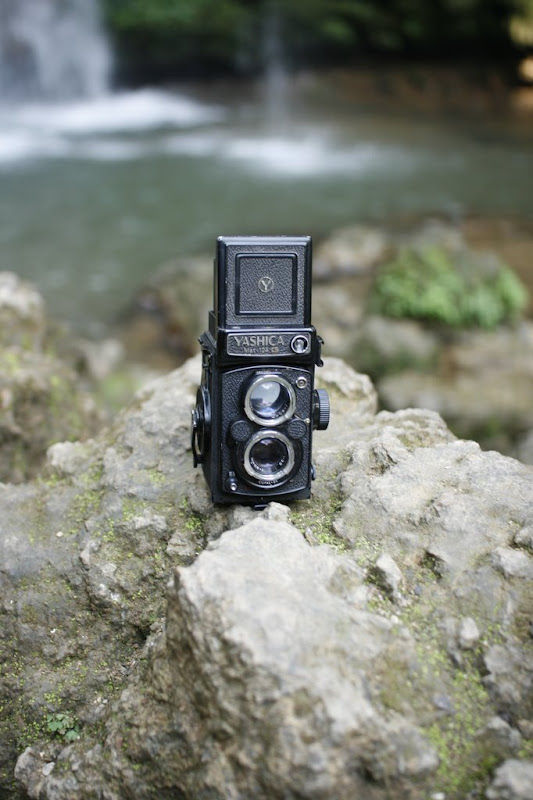 yashica mat 124G