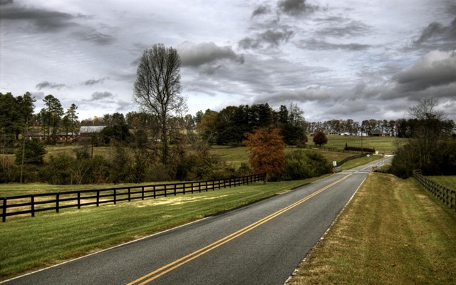 [countryroadwallpapers_8492_1440x9002.jpg]