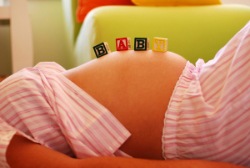 [baby blocks on belly[3].jpg]