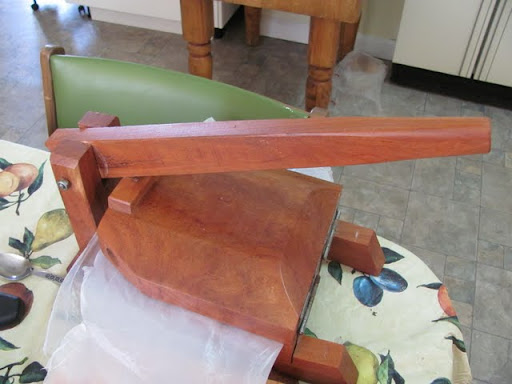 tortilla press