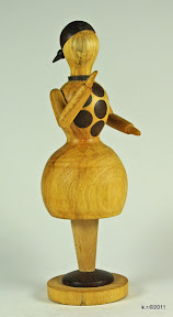 Figur 3b - Weiße Tänzerin