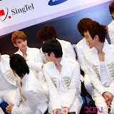 <2011@SS3 in Singapore / Cr. xinmsn / Photo by Running Into The Sun >