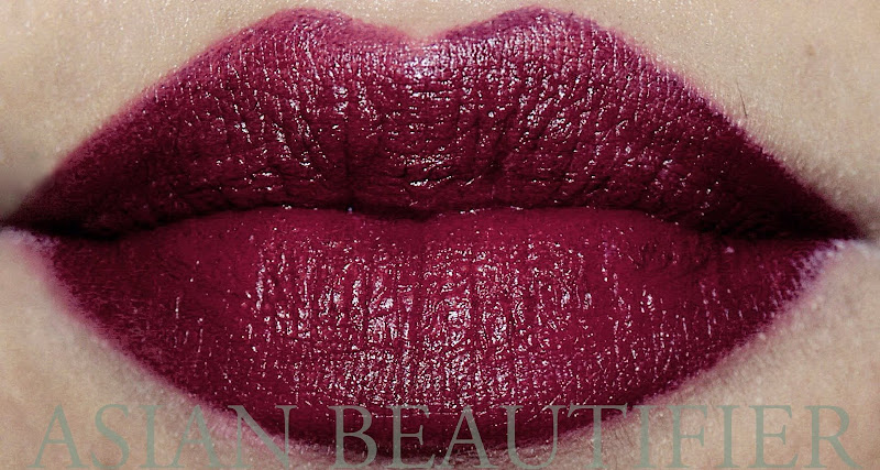Illamaqua Lipstick in Growl Illamaqua Lipstick in Growl