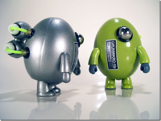 MikeSlobot_SilberMikroGrunMikro_15AnnivQees_Both2