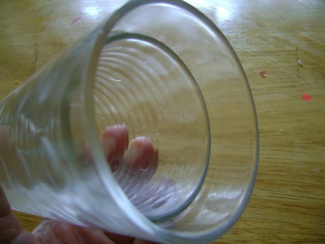 [glass 002[2].jpg]