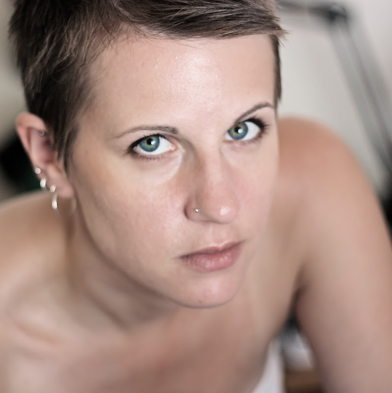 IMAGE: http://lh5.ggpht.com/_inmLrW6E6Gk/TKPEkhIPr0I/AAAAAAAAA5g/kZHpdhGdXQk/s800/2010_07_08_4075%20E2c.jpg