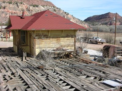 Perkinsville depot.jpg