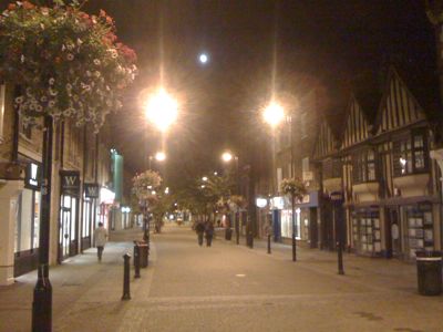 29-moonrise-over-highstreet.jpg