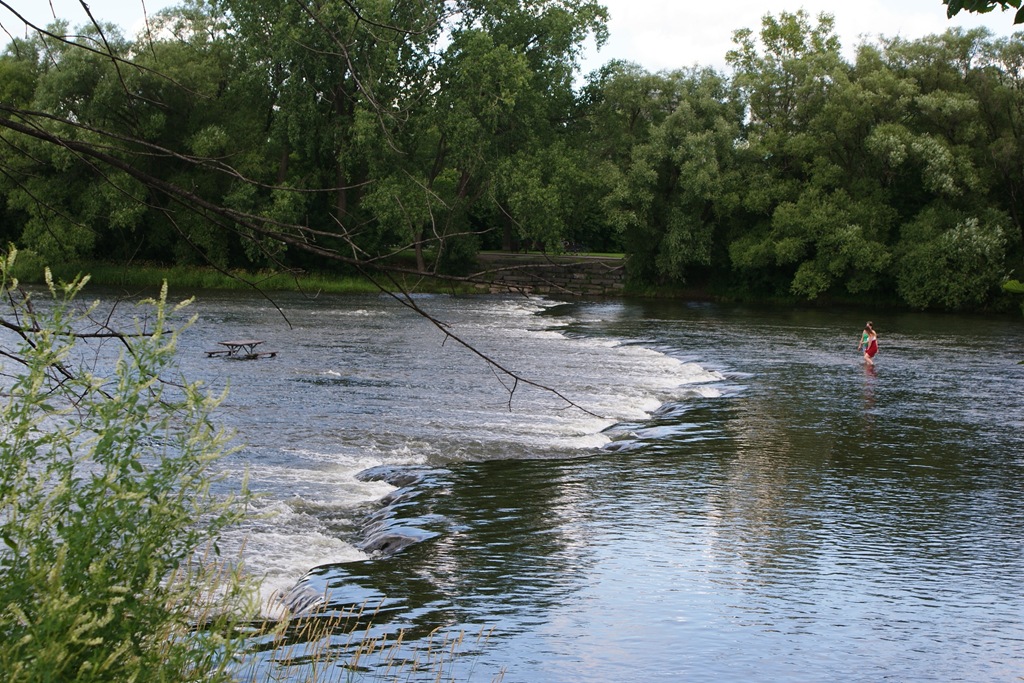 [Ottawa River[6].jpg]