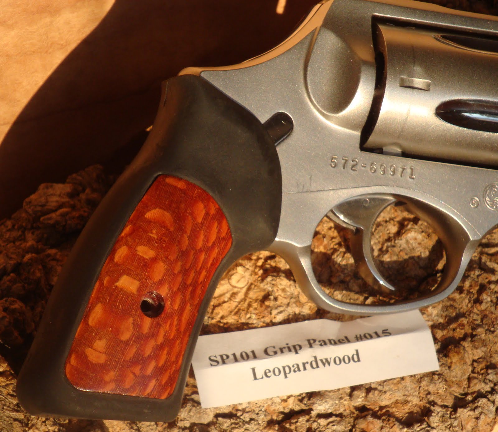 Tim's Leopardwood Grip Panels for Ruger SP101 015