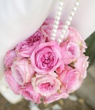 [pinkrosepomanderdaemyweddingflowerid[2].jpg]
