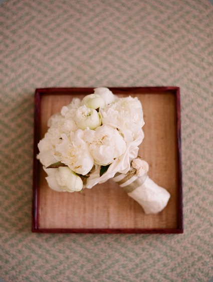 flowers kiss the groom