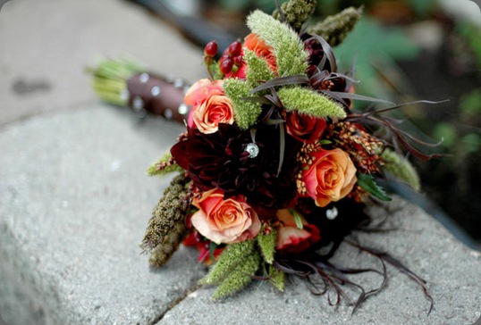 6a00d8354bd35a53ef010536a45c4c970b-640wi blooms by martha andrews