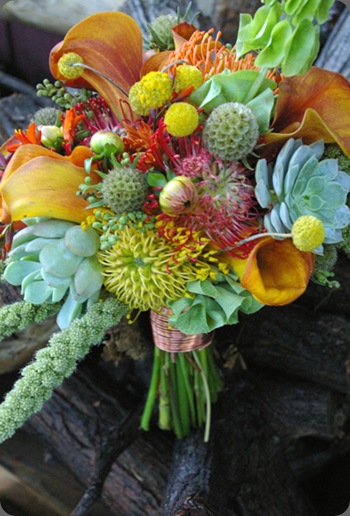 textured-fall-bridal-bouquet-studio-stems studio stems