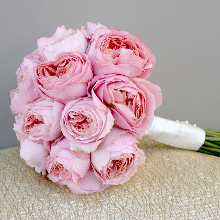 [peony-roses-arrangements-floral-desi[2].jpg]