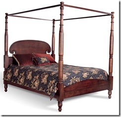 plantation-style-canopy-bed