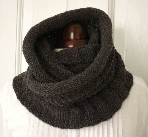 [Eternityscarfvikletomh3.jpg]
