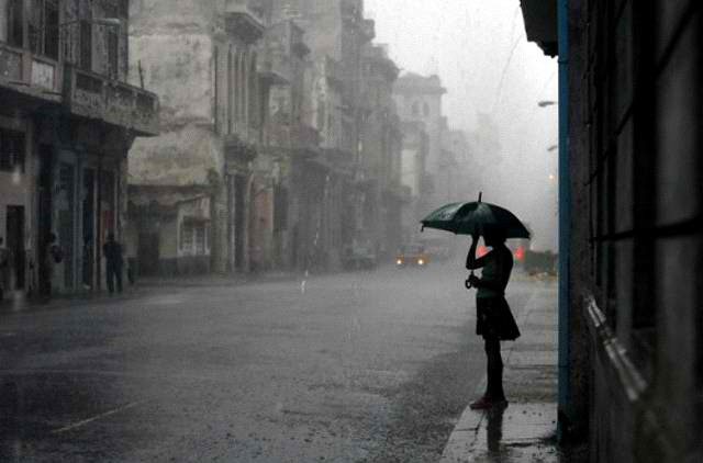 [Raining In The Roads[5].jpg]
