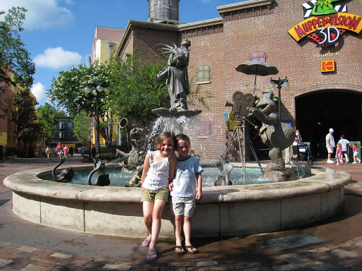 Eli and Natalie in front of Muppet Vision 3D