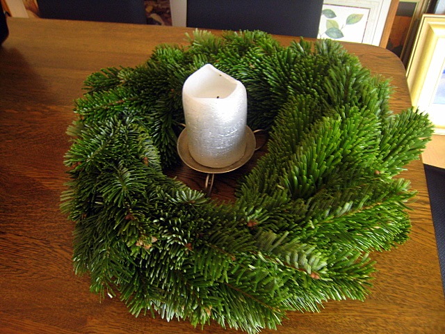 [Adventskranz[3].jpg]