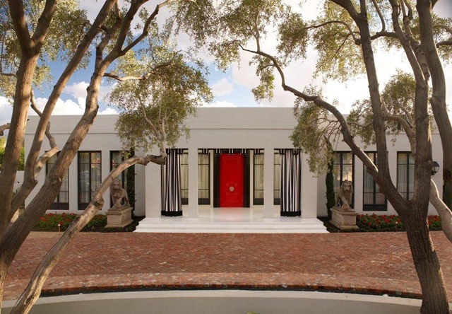 [frontdoor_010[4].jpg]