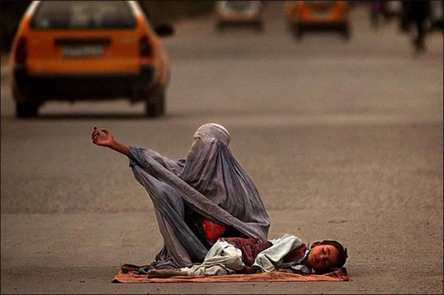 [burka - ali khan[5].jpg]