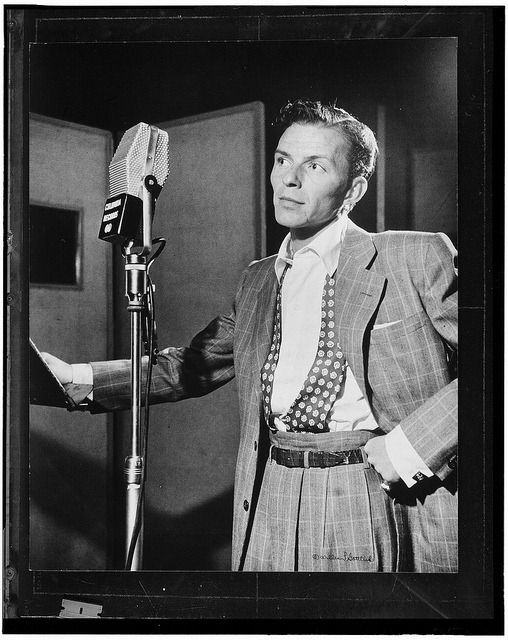[Portrait of Frank Sinatra, Liederkrantz Hall, New York, N.Y., ca. 1947 de Gottlieb[5].jpg]