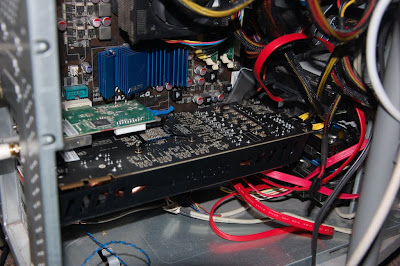 La 5870 dentro de la computadora