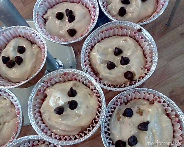 [Banana cupcakes - before baking[6].jpg]