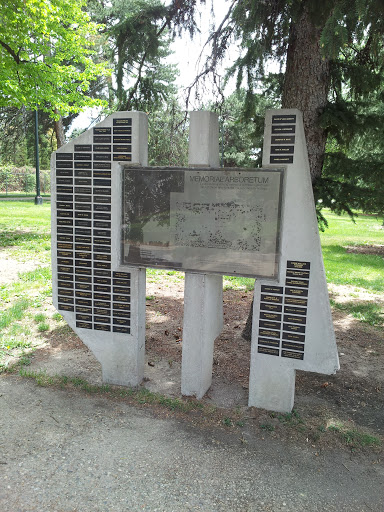 Cheesman Park Memorial Arboretum