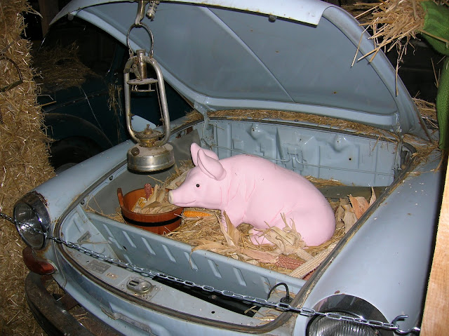Image may have been reduced in size. Click image to view fullscreen.