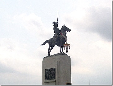 king-taksin-monument