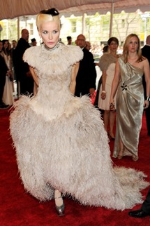 Daphne Guinness McQueen (2)