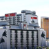 hooters hotel.JPG