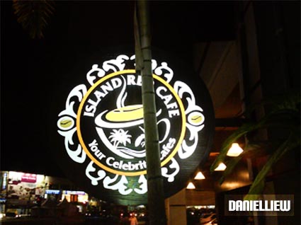 Island Red Cafe