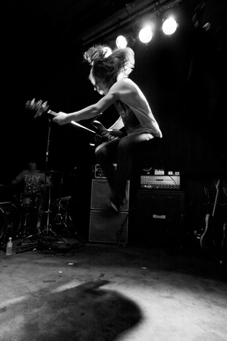 [bass[4].jpg]