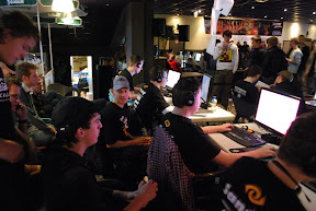 Crossfire Intel Challenge - Dzie� 3