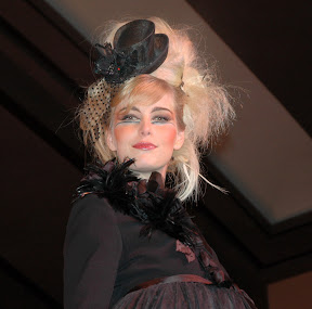 Pr&eacute;sentation de la collection coiffure Extravaganza (printemps-&eacute;t&eacute; 2008) &agrave; Evian par Christine...