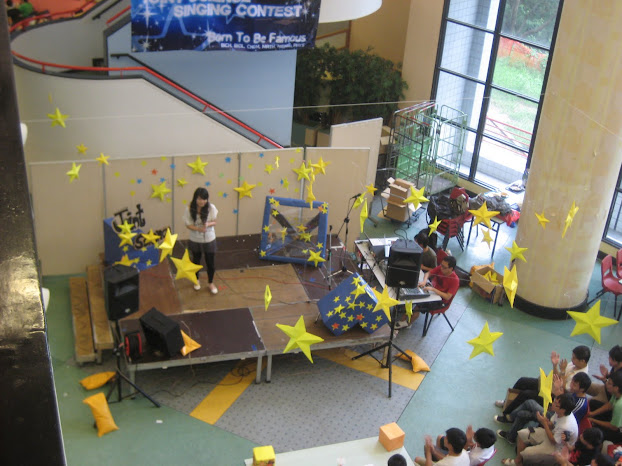 "Born To Be Famous" Singing Contest in the cafeteria